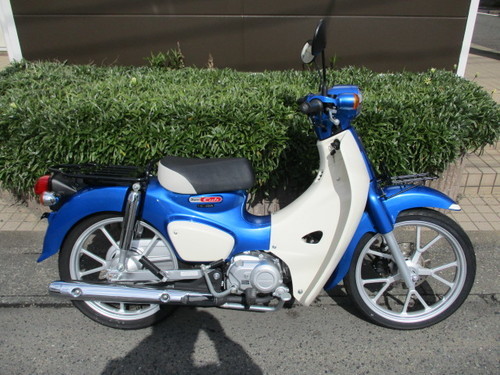 松岡ホンダ ++ スーパーカブ110 ( バイク 51cc～125cc ) ++ 福岡の中古バイク探しはバイクお探し専門店の松岡ホンダへ。